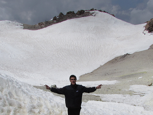 مصاحبه: با مسافر حسن فاتح قله دماوند
